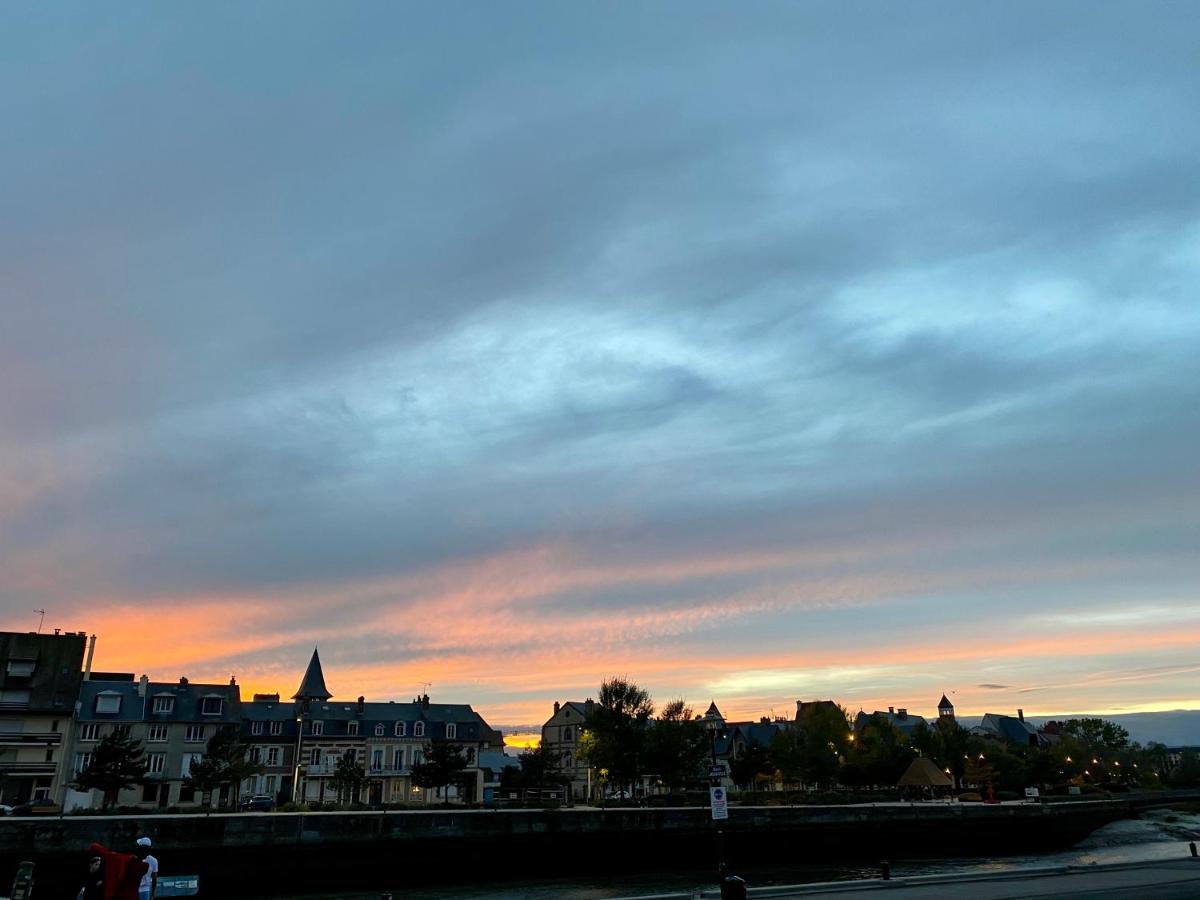 Les Mouettes De Trouville מראה חיצוני תמונה